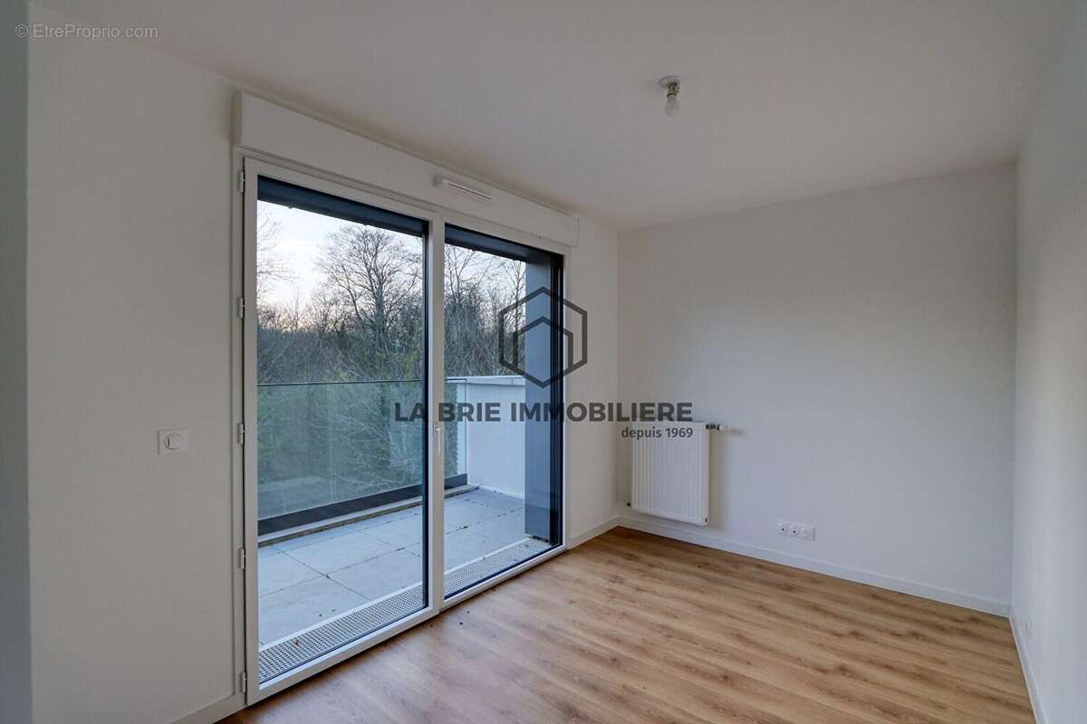 Appartement 77 m² à Rubelles  - photo 5