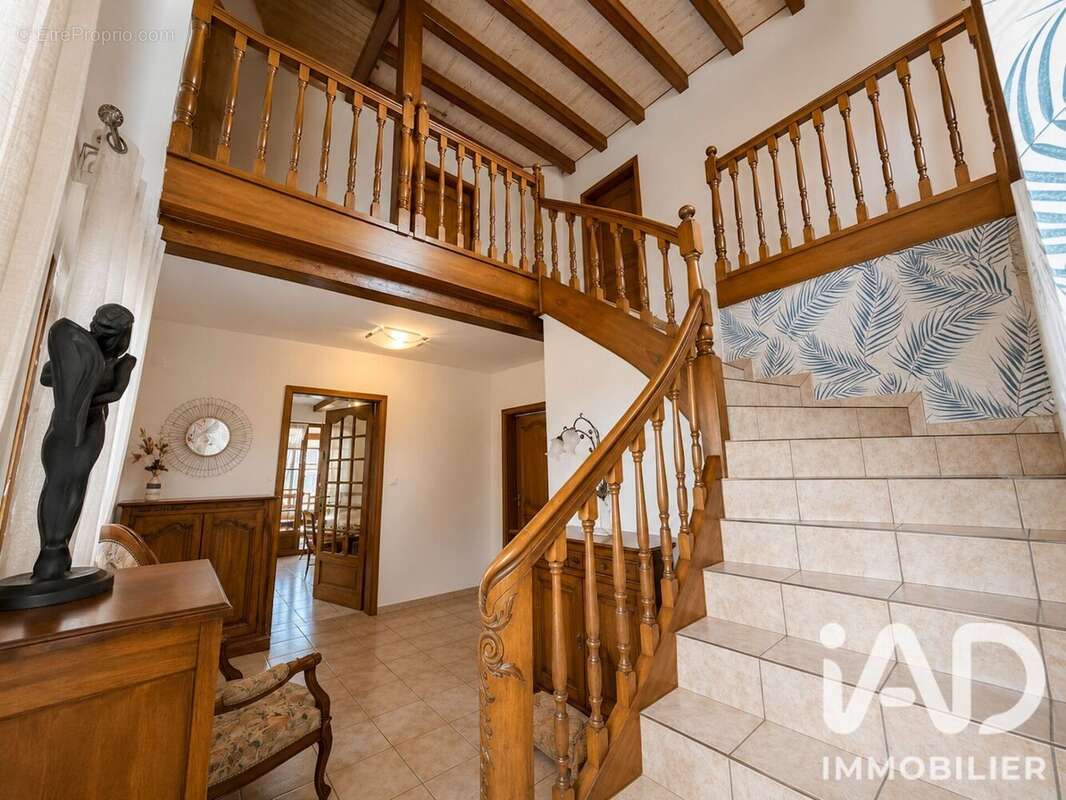 Maison 137 m² à Burnhaupt-Le-Bas  - photo 8