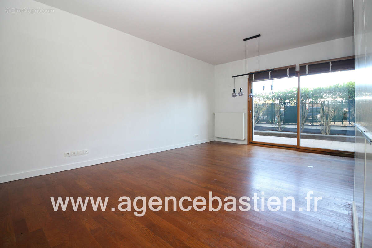 Appartement à DIVONNE-LES-BAINS