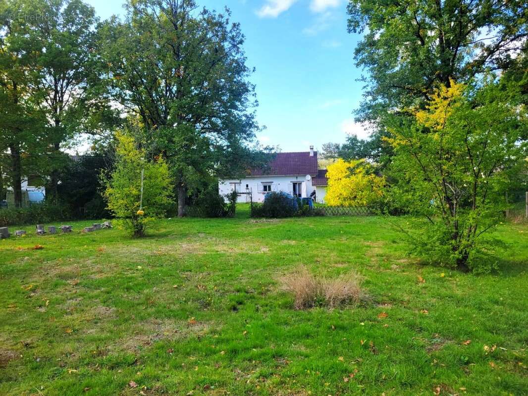 Maison à NOGENT-SUR-VERNISSON