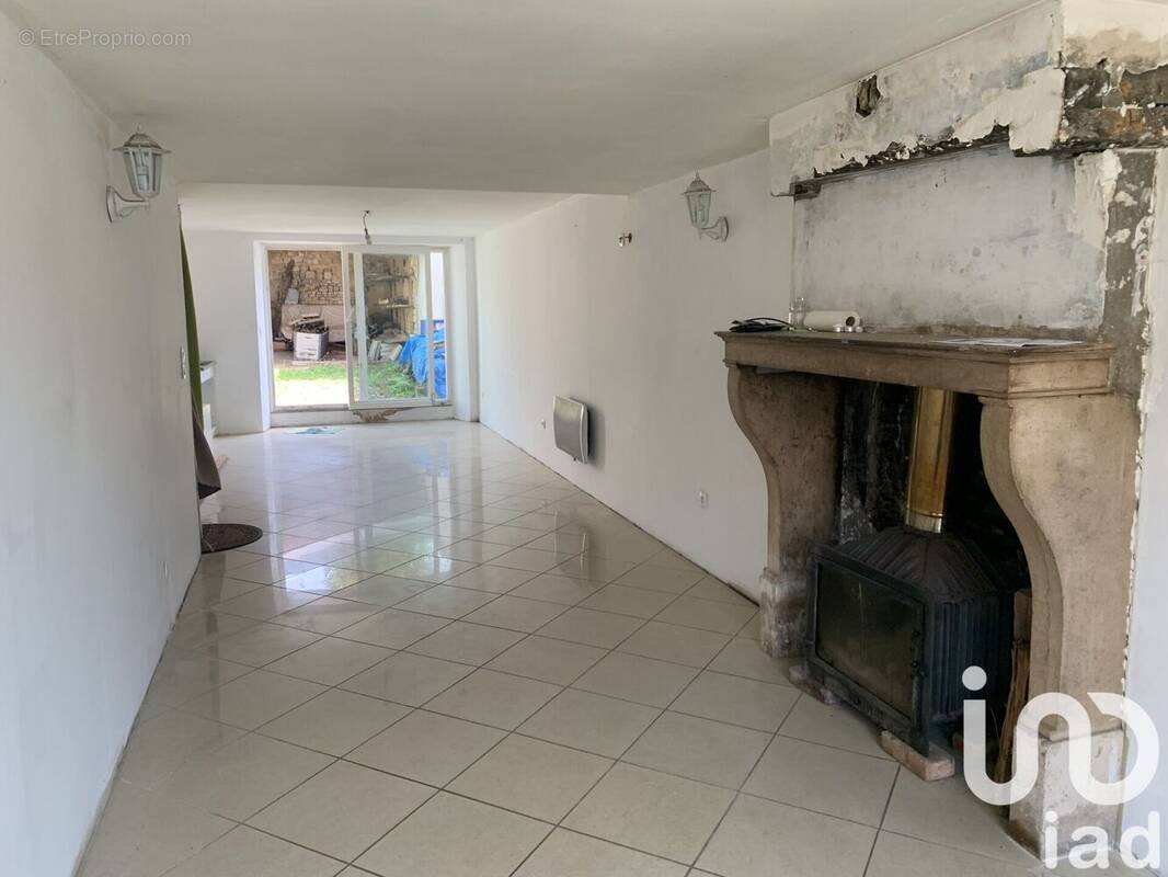 Photo 1 - Maison à FAYL-BILLOT