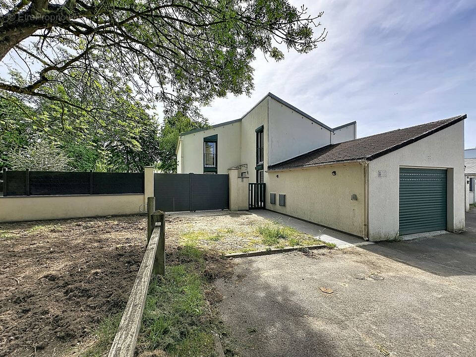 Maison à EMERAINVILLE