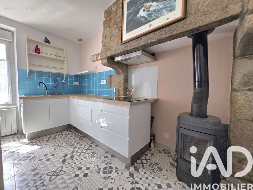 Maison 80 m² à Camlez  - photo 7
