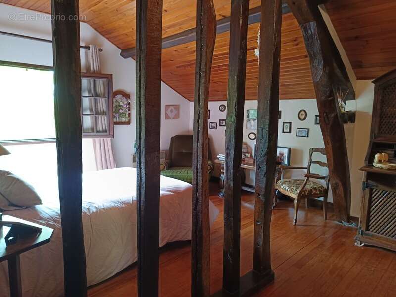 Authentique maison de charme avec dependances - photo 13