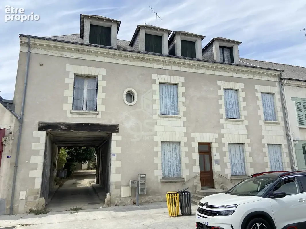 Appartement 436 m² à vendre à Sainte-Maure-De-Touraine (37800) - photo 1