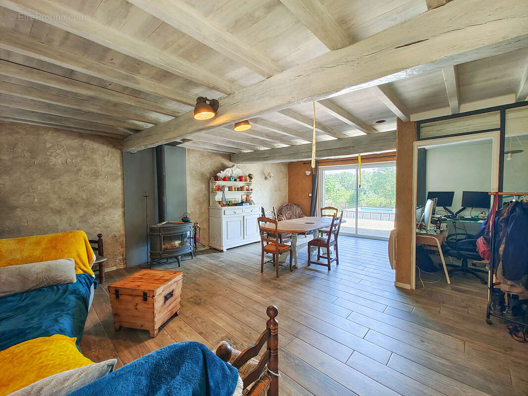 Maison à TERREBASSE