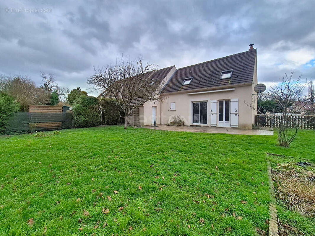 Maison à LAMORLAYE