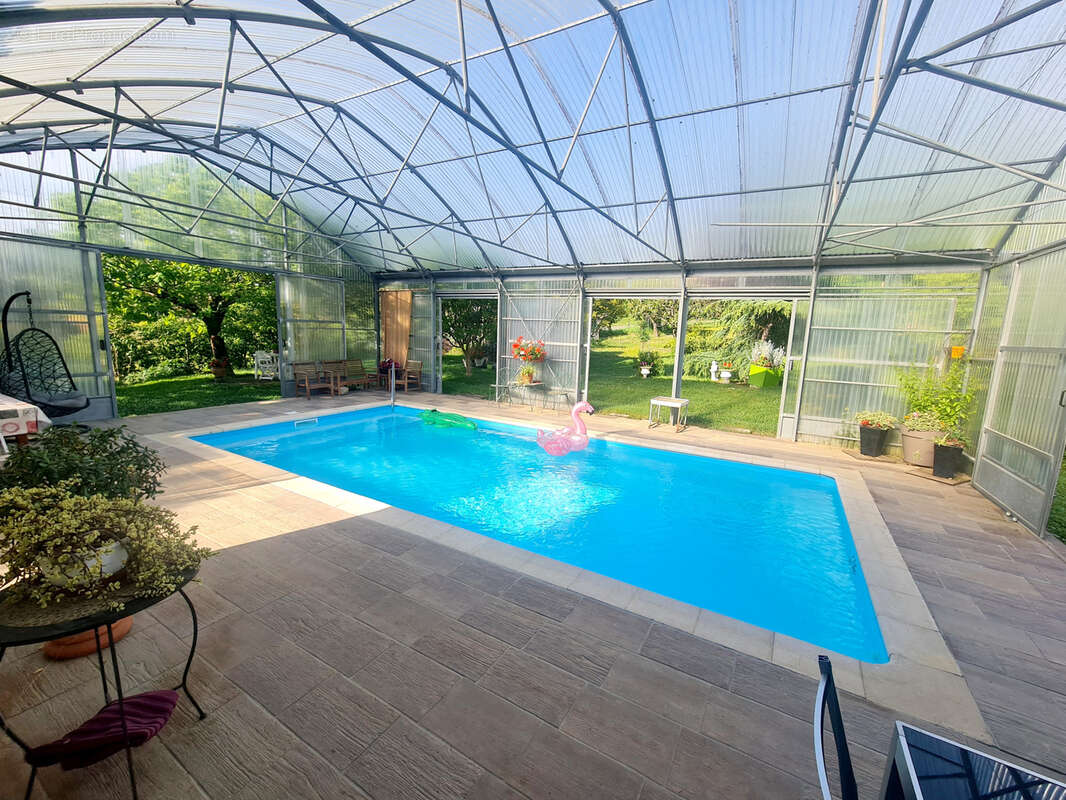 Maison à SAINT-SULPICE-SUR-LEZE