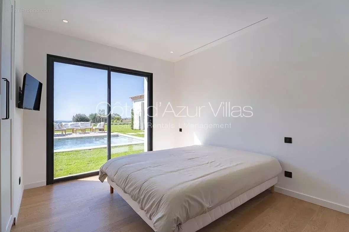 Maison à TOURRETTES-SUR-LOUP