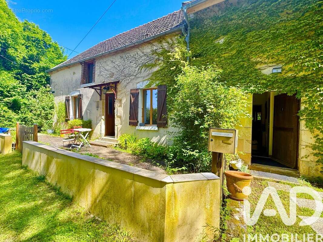 Photo 3 - Maison à SAINT-AMAND-EN-PUISAYE