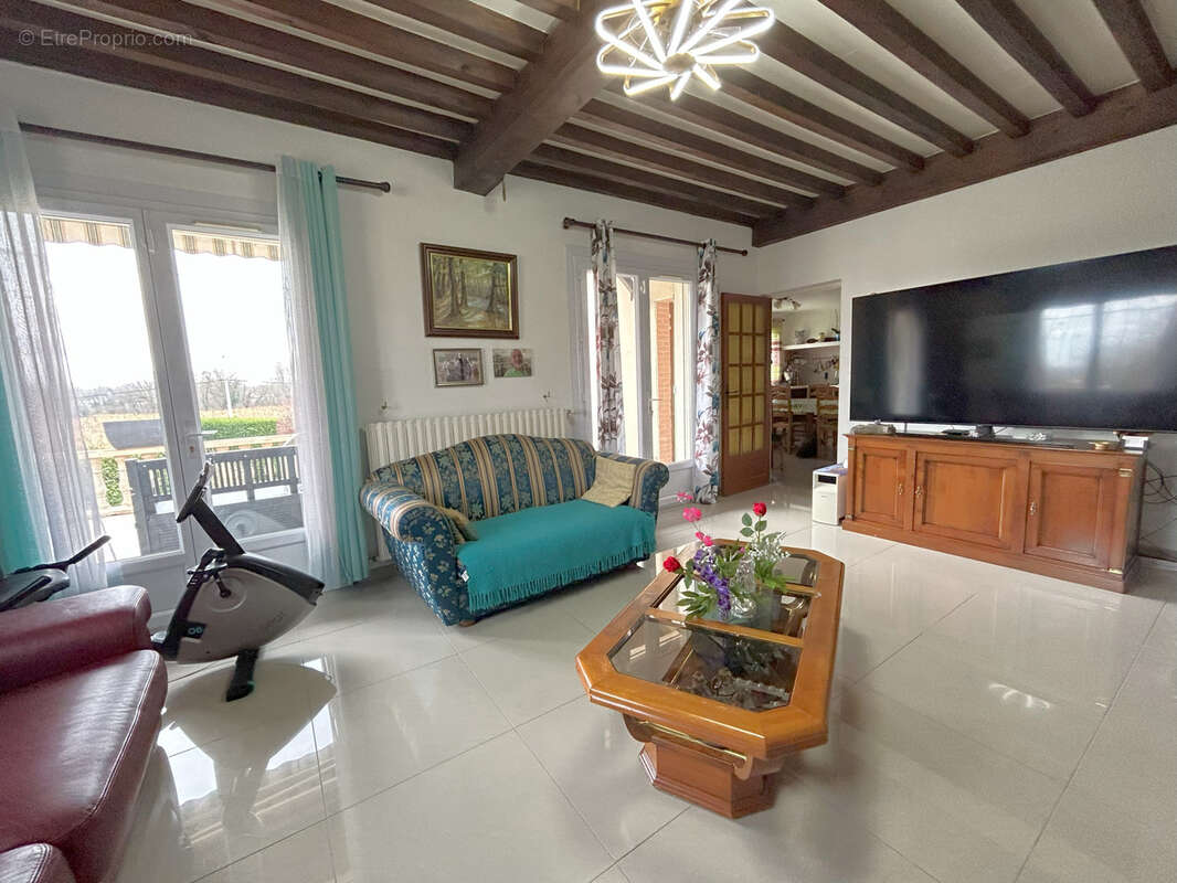 Maison à PONT-DE-VEYLE