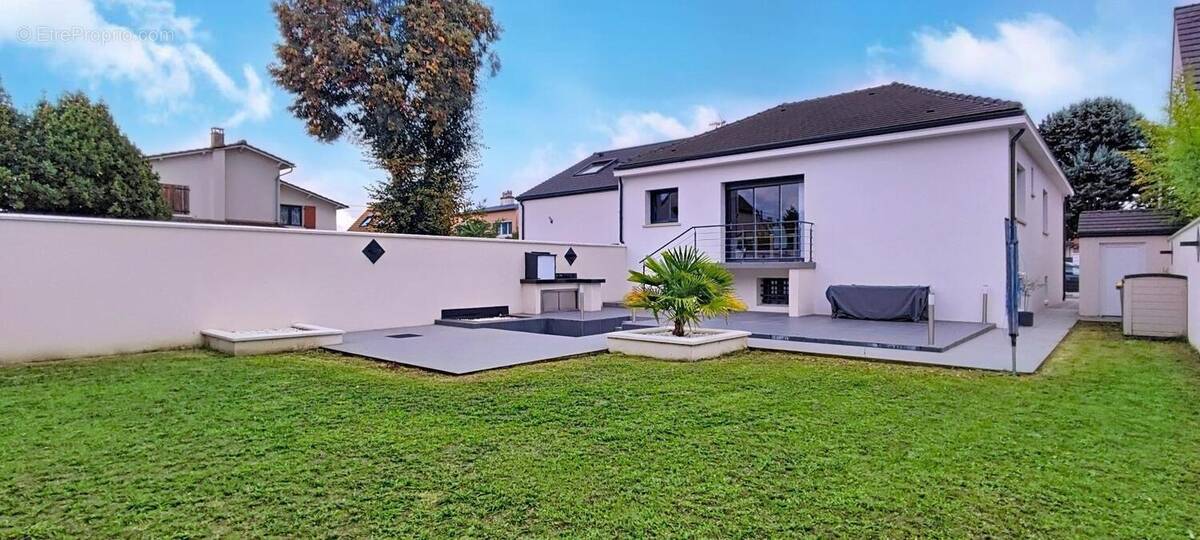 Photo 1 - Maison à CONFLANS-SAINTE-HONORINE