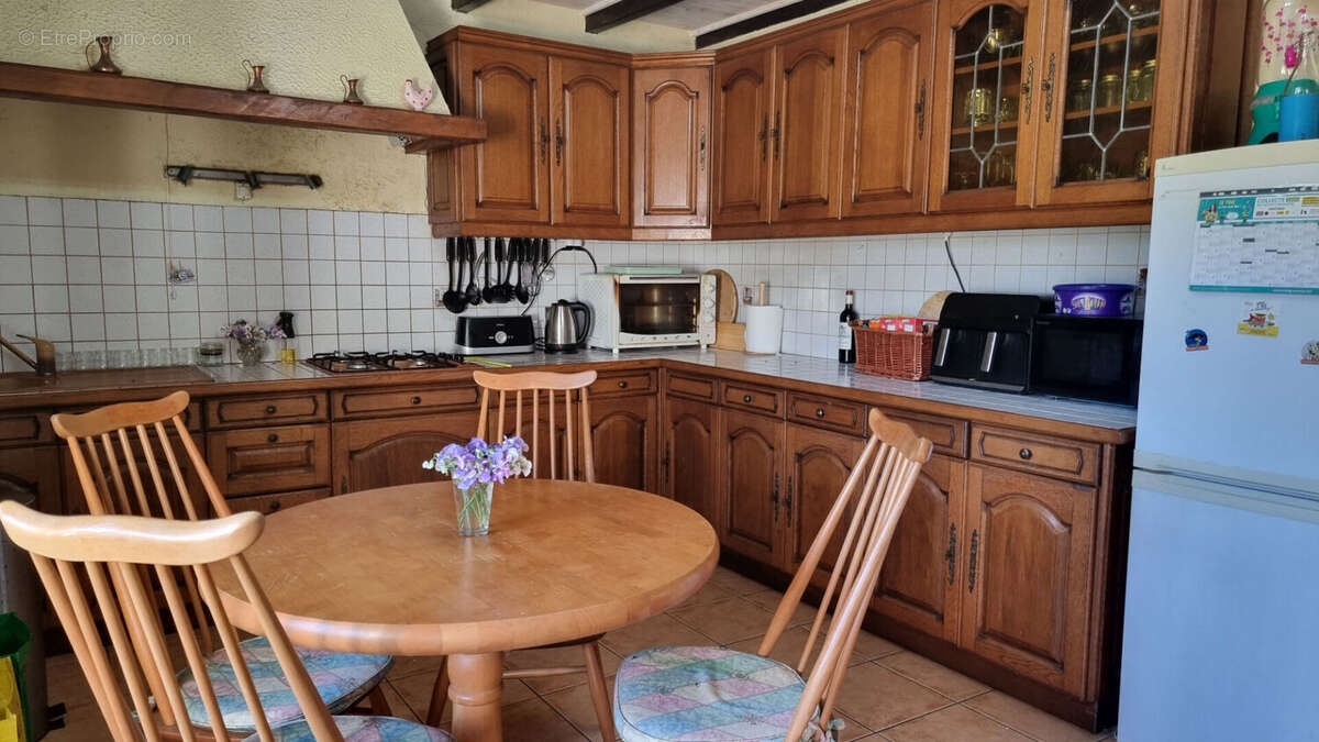 CÔTES D'ARMOR, Proche Guerledan, Charmante Maison Individuelle de 3 Chambres - photo 3
