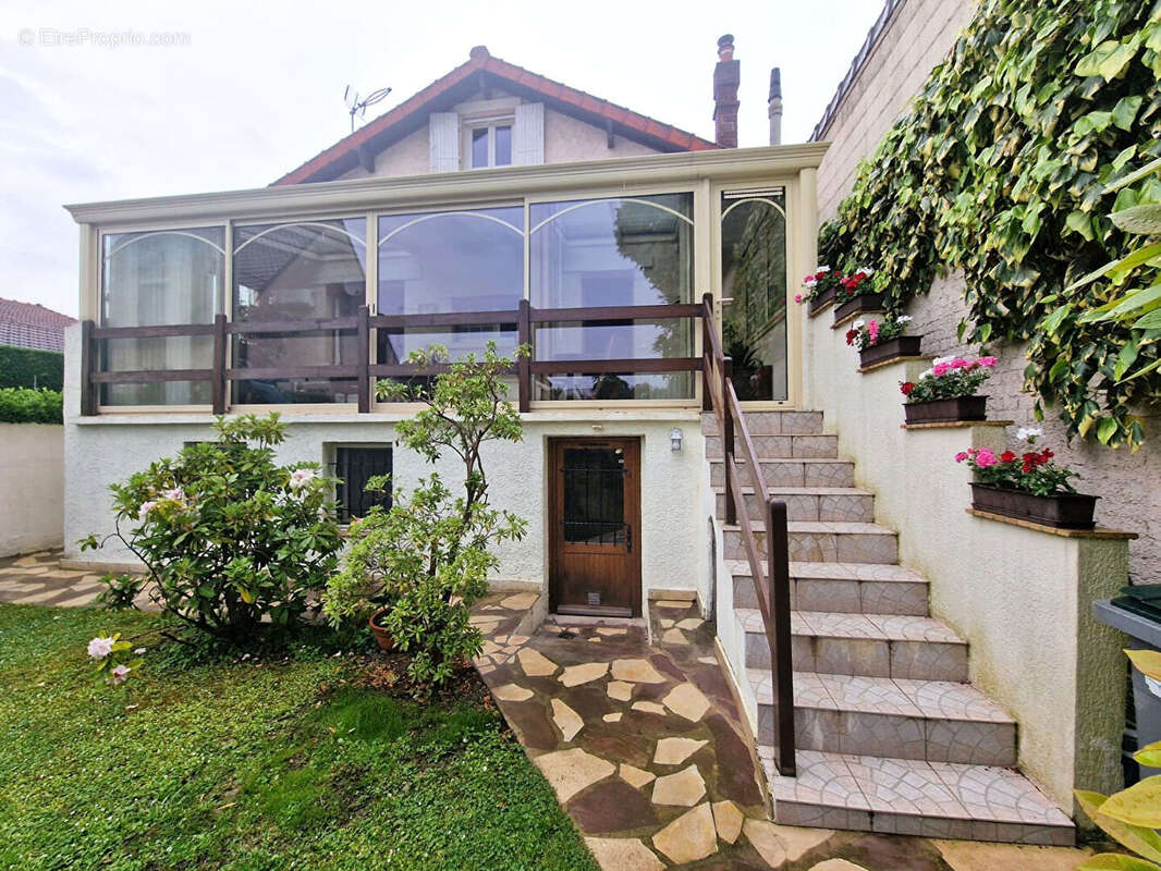 Maison à DEUIL-LA-BARRE