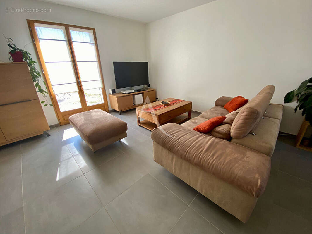 Maison plain-pied Ferolles 4 chambres 137 m2 - photo 3