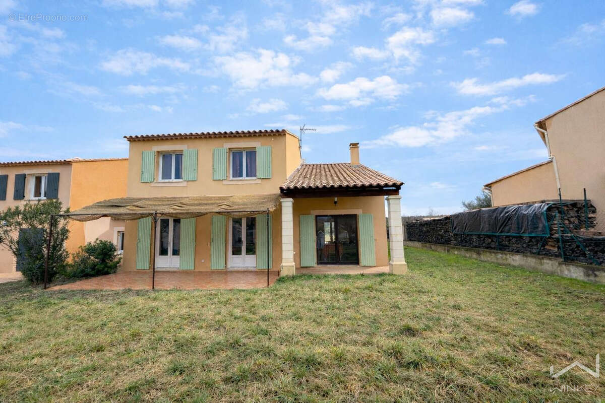 Maison à SAINT-REMEZE