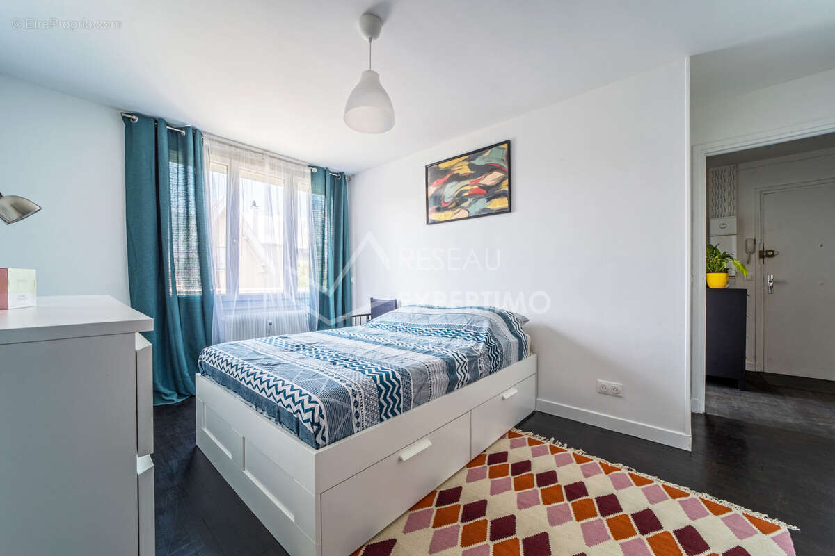 Appartement à ENGHIEN-LES-BAINS