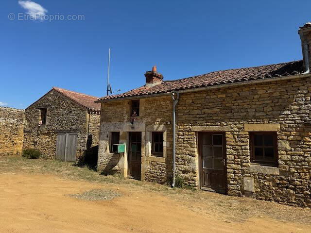 Maison à SAINTE-HERMINE