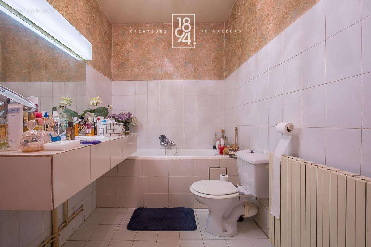 Appartement à MARSEILLE-7E