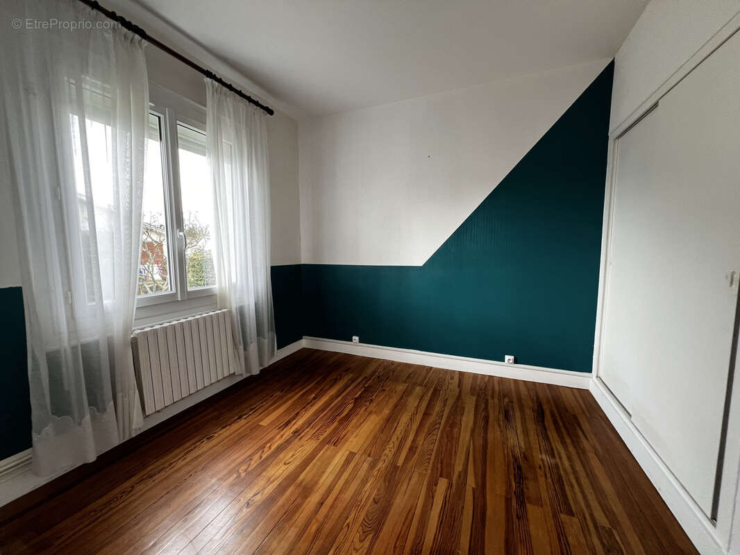 Maison à SAINT-MACAIRE