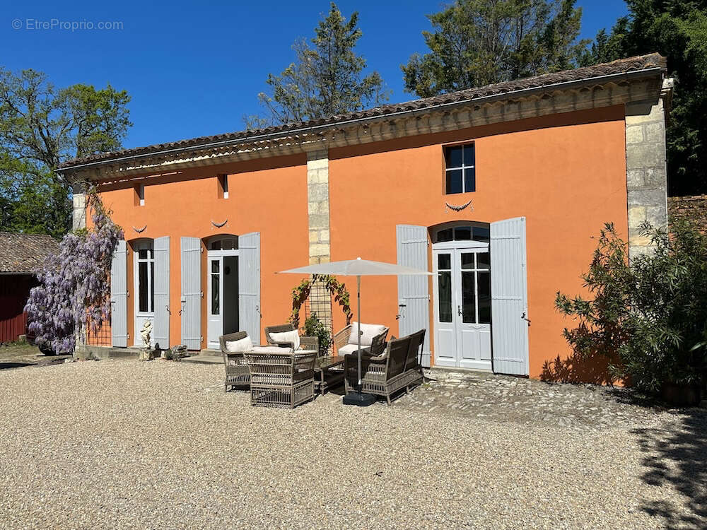Maison à BLAYE
