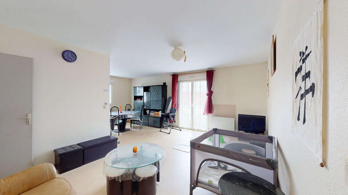 Appartement à COURCHAPON