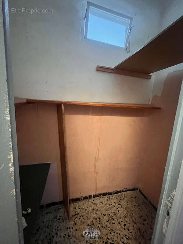 Appartement T3 traversant à rénover Marseille 2ème - photo 4