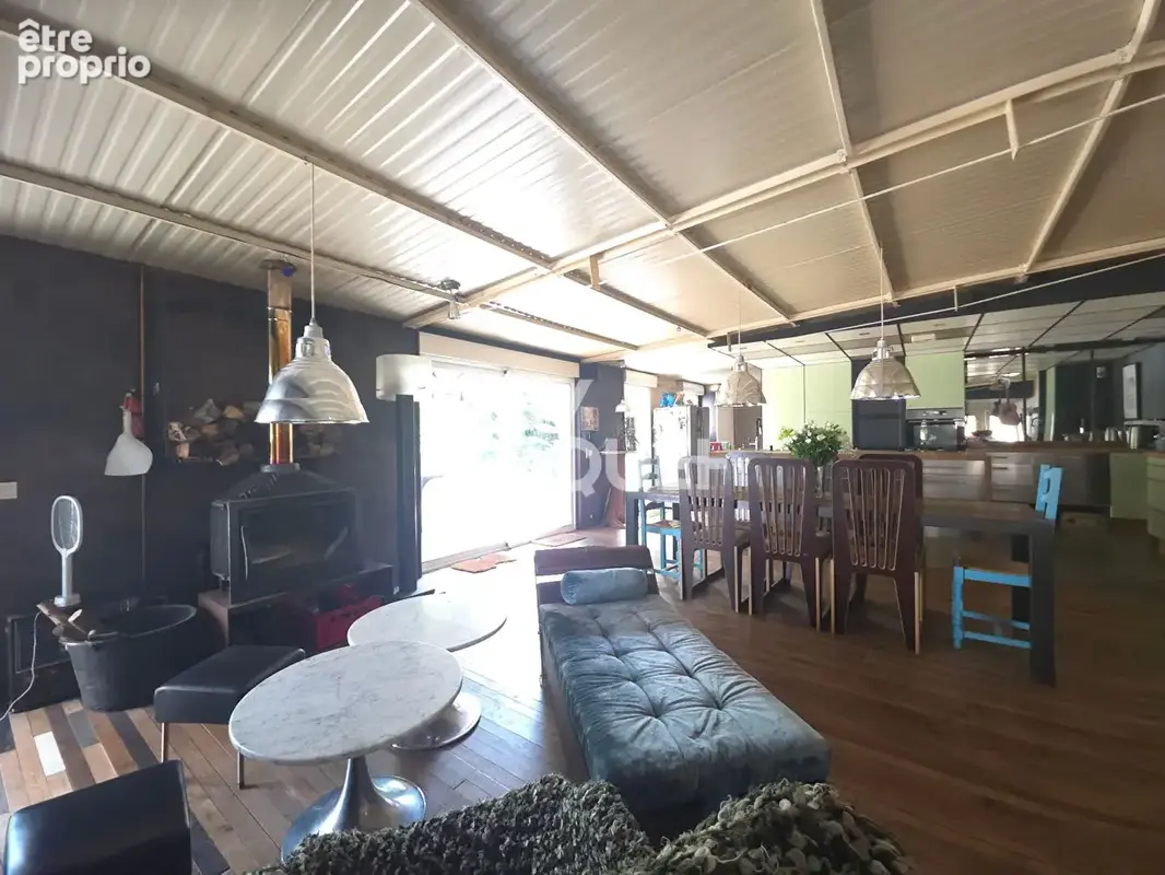 Maison avec de beaux volumes et gros potentiel - photo 14