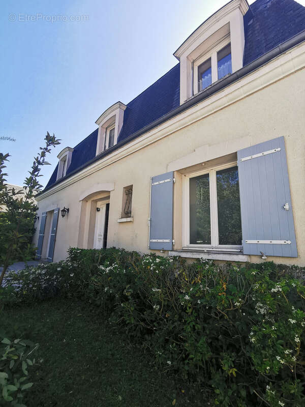 Maison à OLIVET