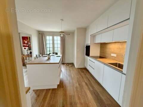 Maison à CENAC-ET-SAINT-JULIEN