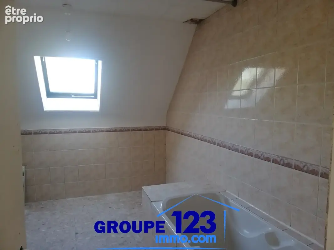 Maison au coeur d'Aillant-Sur-Tholon - 3 chambres - photo 6