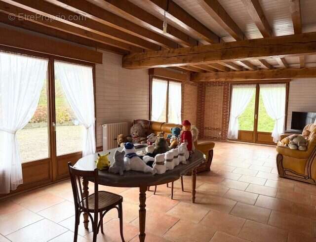 Maison à SAINT-LEONARD