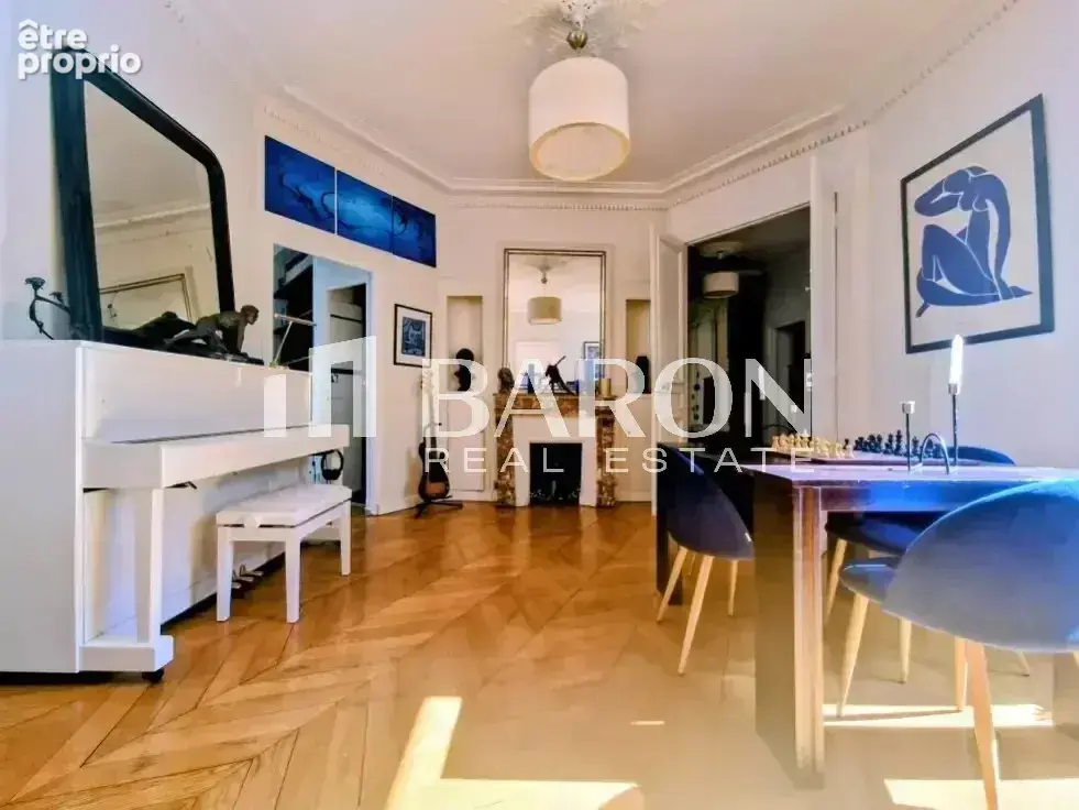 PARIS IXe - 130 m² - 5 pièces - 3 chambres - photo 7