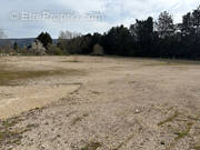 Terrain à CHEVAL-BLANC