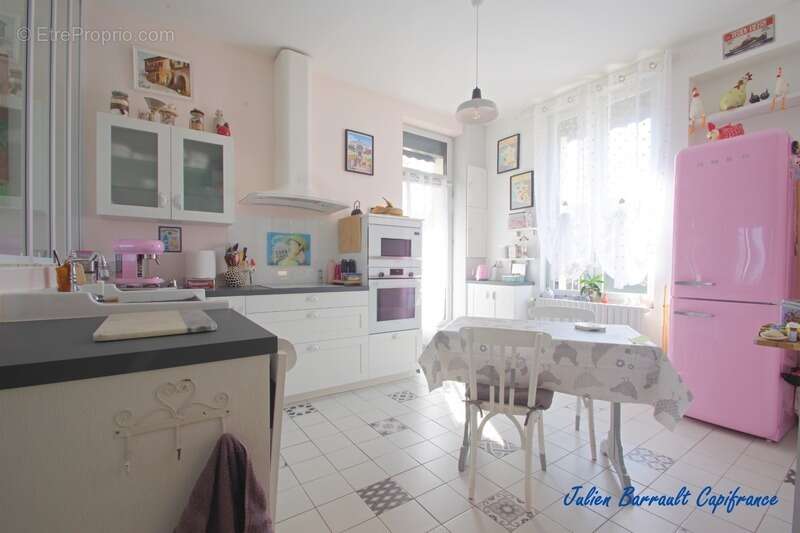 Maison familiale de 148m² avec 5 chambres entièrement rénovée en 2021 sur un terrain clos de 438m² - photo 5