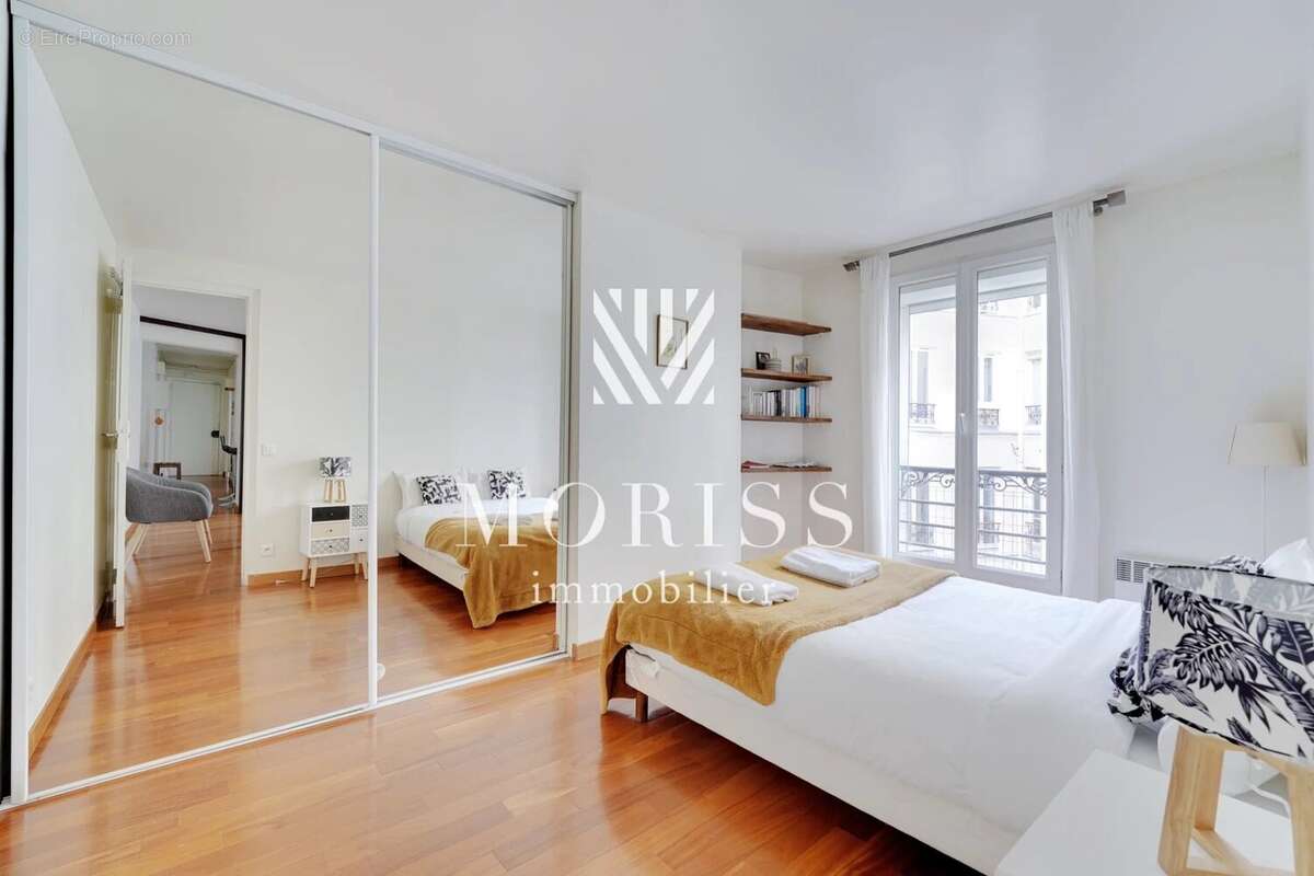 Appartement à PARIS-10E