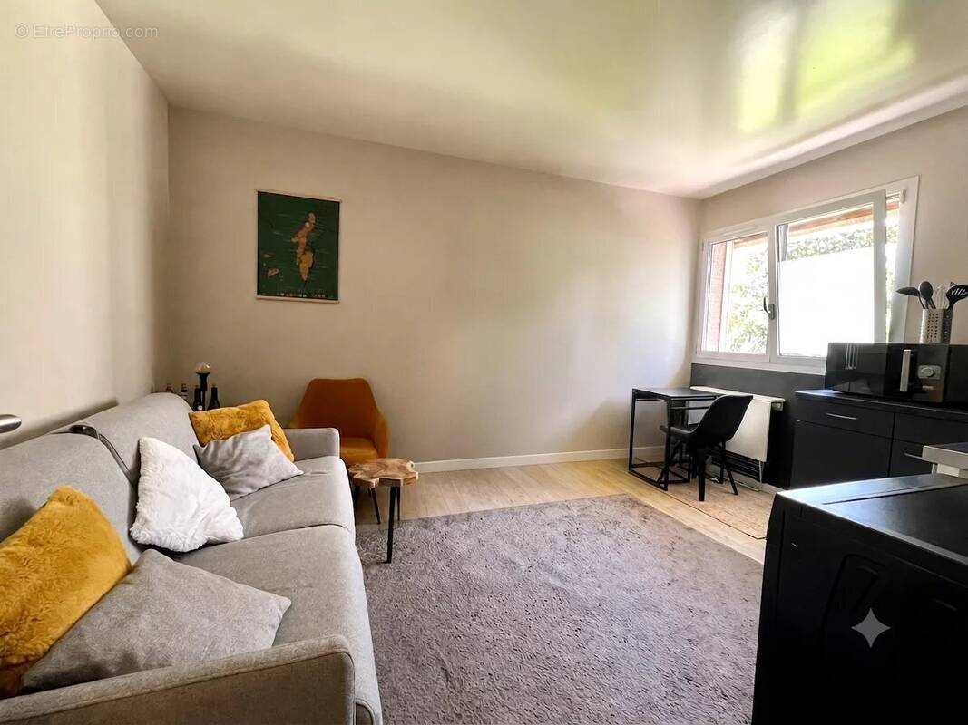 Appartement à PARIS-11E