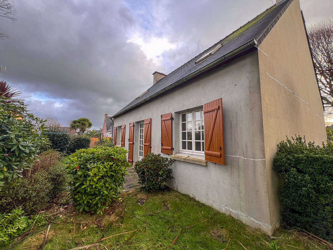 Maison à PLONEOUR-LANVERN