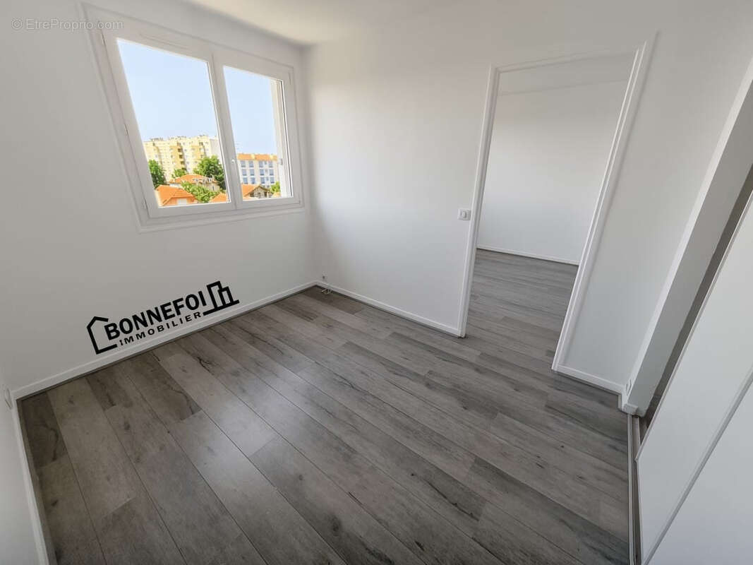 Appartement 37 m² à Champigny-Sur-Marne  - photo 3