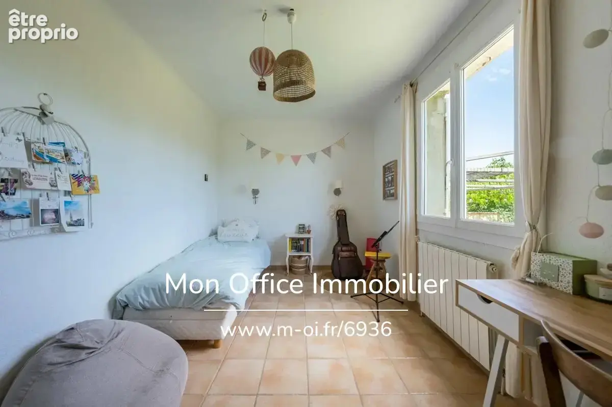 Référence : 6936-AUS - Pertuis - Maison familiale avec dépendance - Jardin et piscine - photo 11