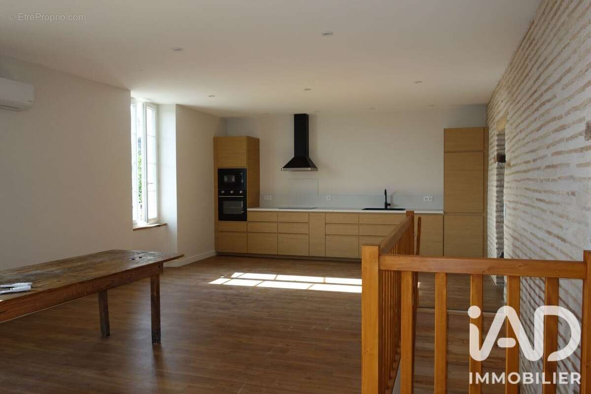 Maison 155 m² à Damazan  - photo 5