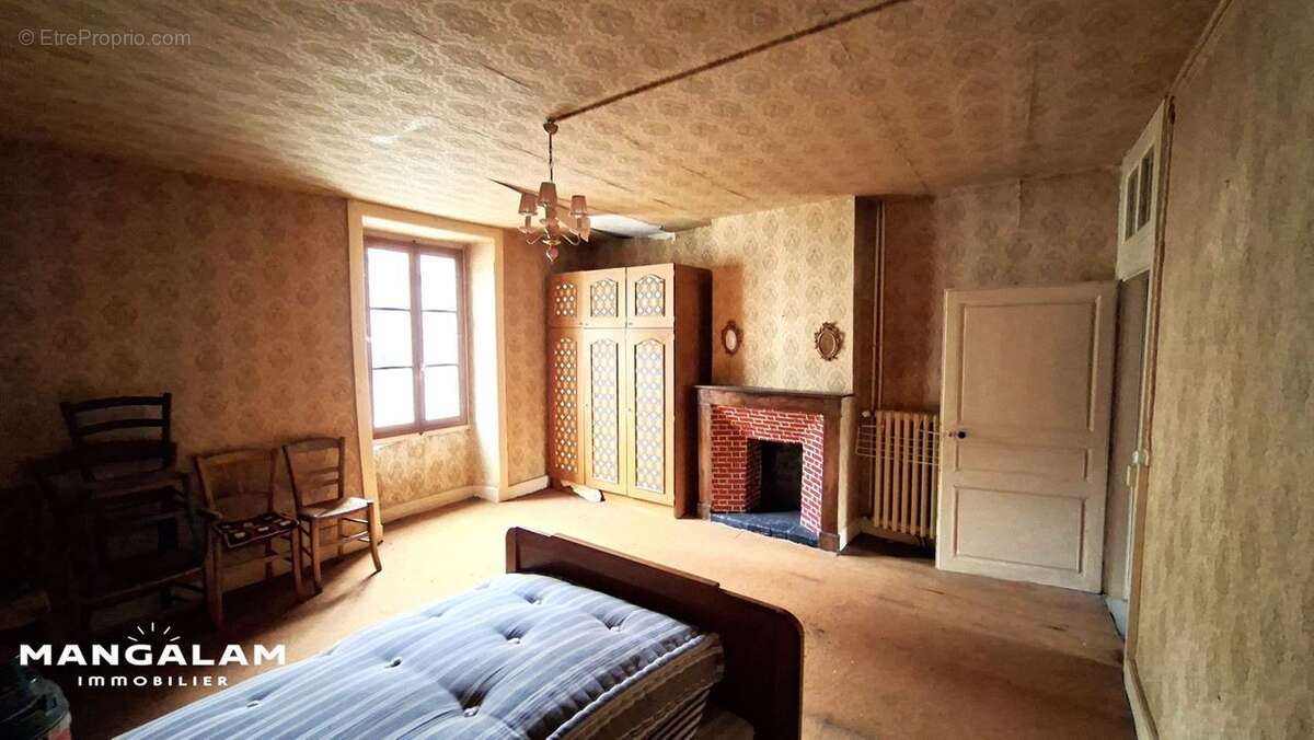 Maison à MORTEMART