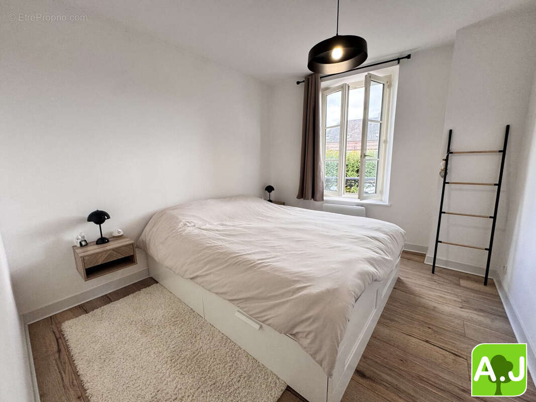 Appartement à IVRY-LA-BATAILLE