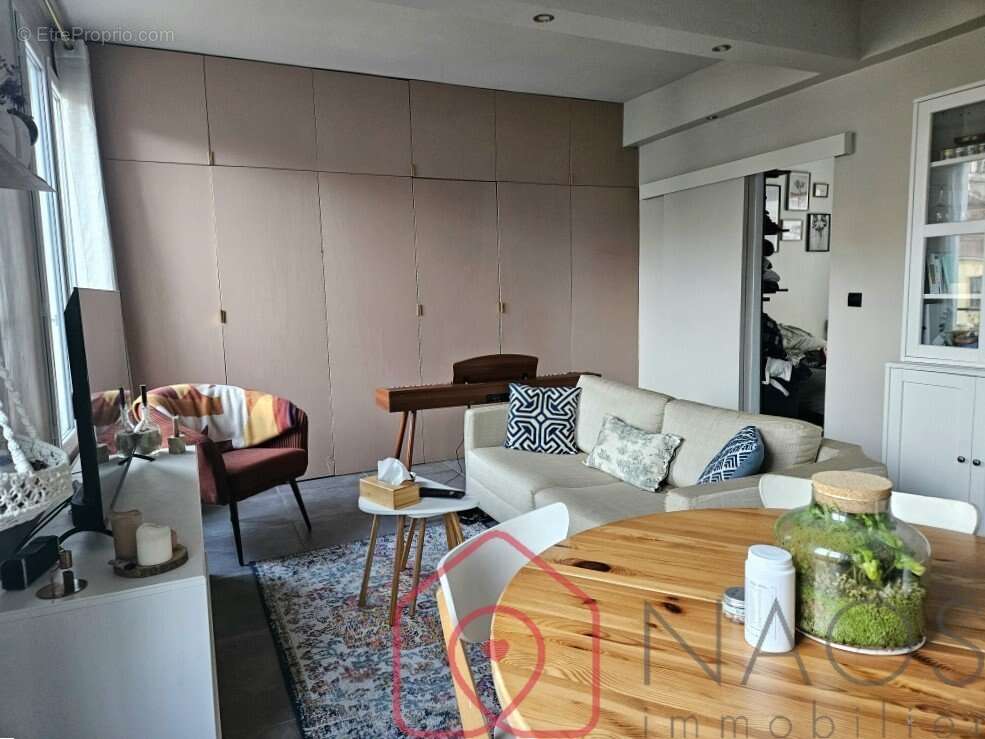 Appartement à SAINT-OUEN