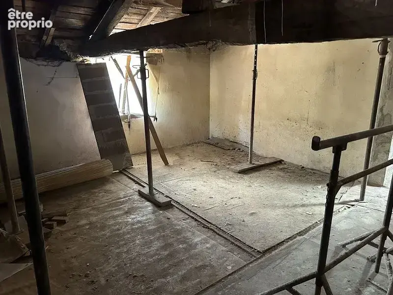Maison 100 m² à Montrond-Les-Bains  - photo 5