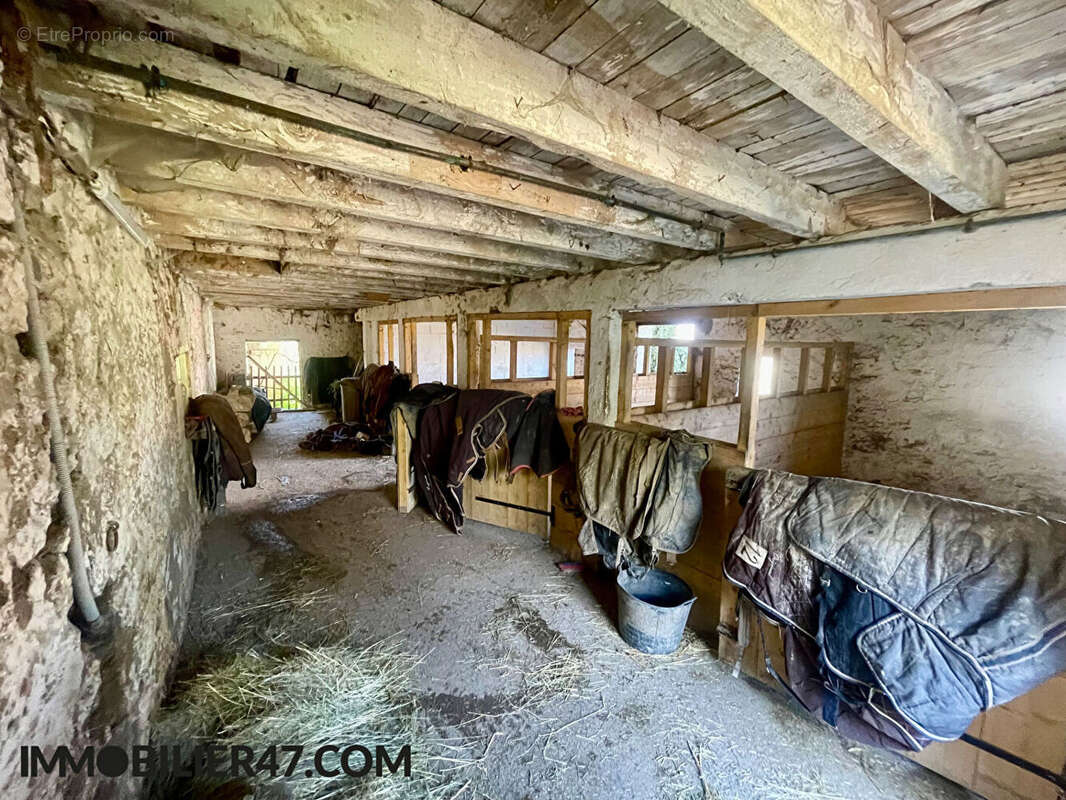 Maison à CLERMONT-DESSOUS