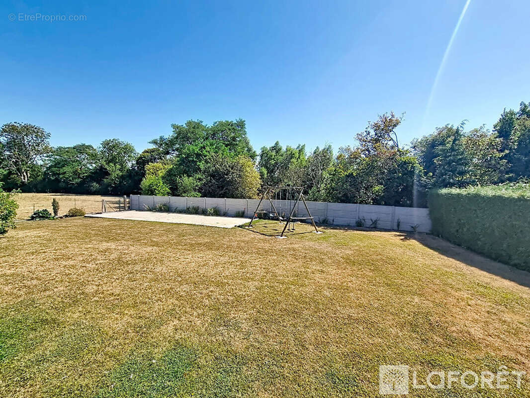 Maison Bavent 7 pièce(s) 146 m2 - jardin 930m² - photo 3