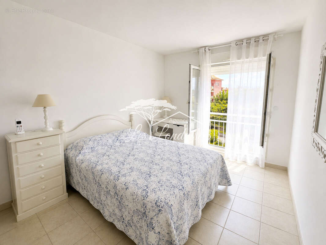 À vendre   Bel appartement T3 de 65,85 m2   Résidence Corail   Bormes-les-Mimosas - photo 5