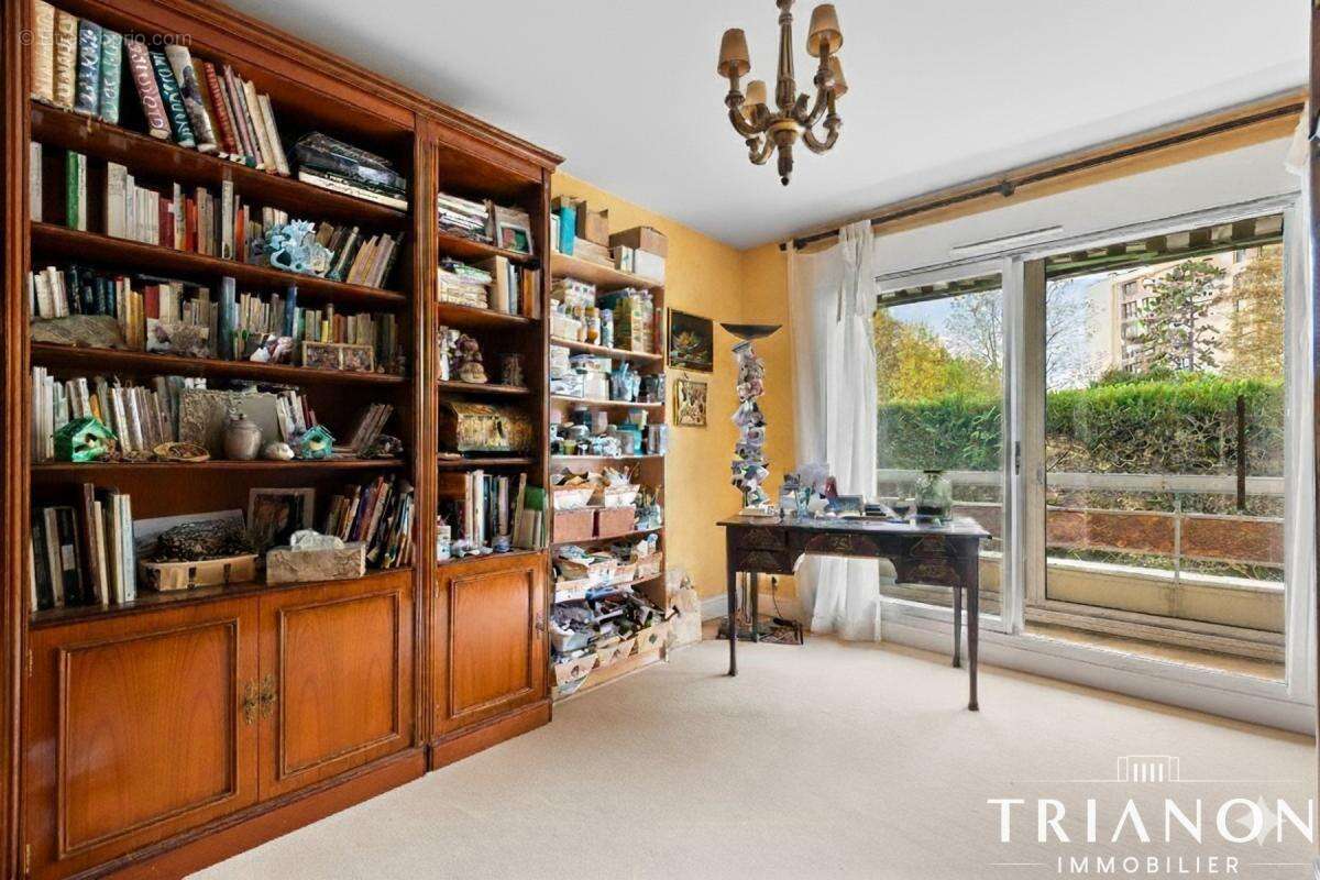 Grand appartement avec exterieur et ascenseur - photo 9