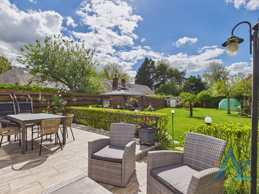 Maison à MERVILLE-FRANCEVILLE-PLAGE